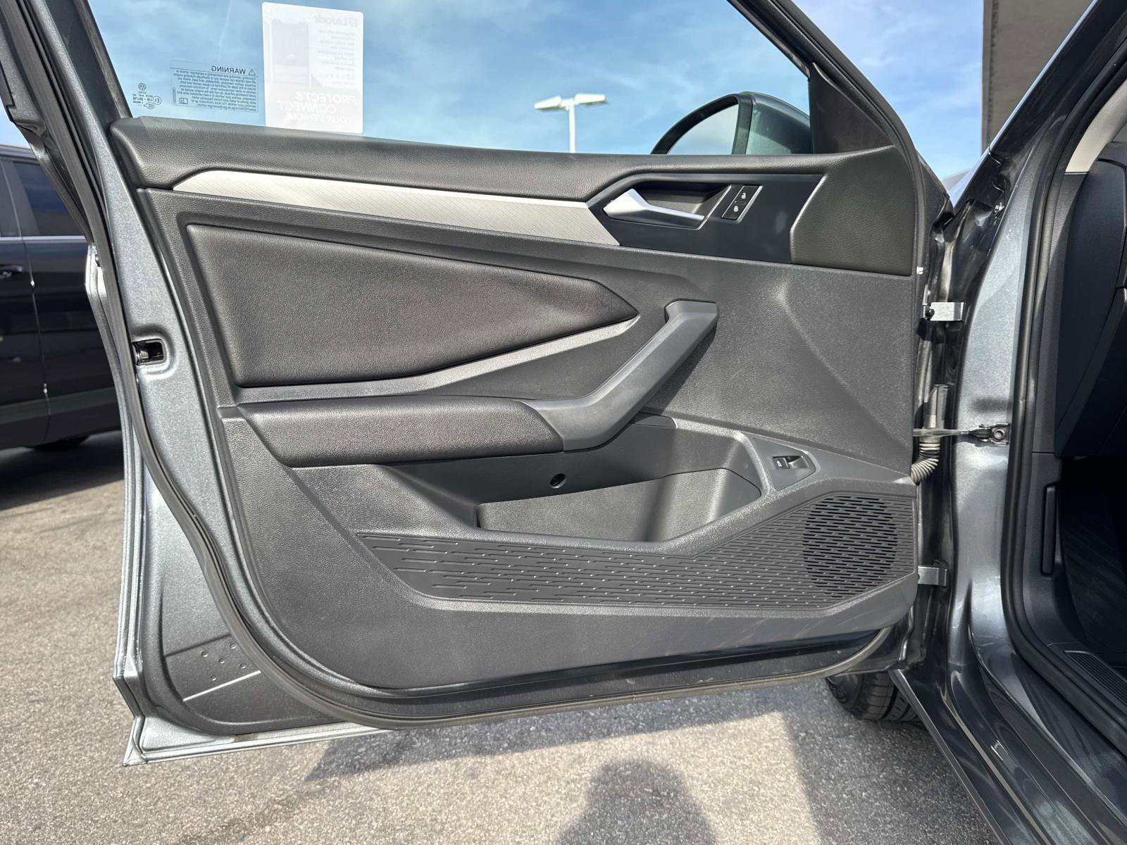 Used 2019 Volkswagen Jetta S w/ Driver Assistance Package image 19