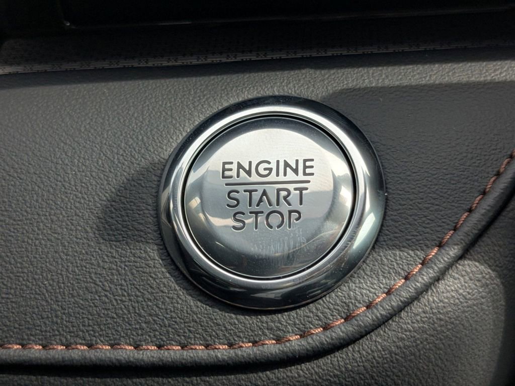 New 2026 Lincoln Nautilus Premier w/ Equipment Group 102A AWD/4WD image 32