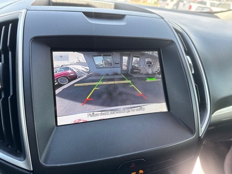Used 2020 Ford Edge SEL AWD/4WD image 35