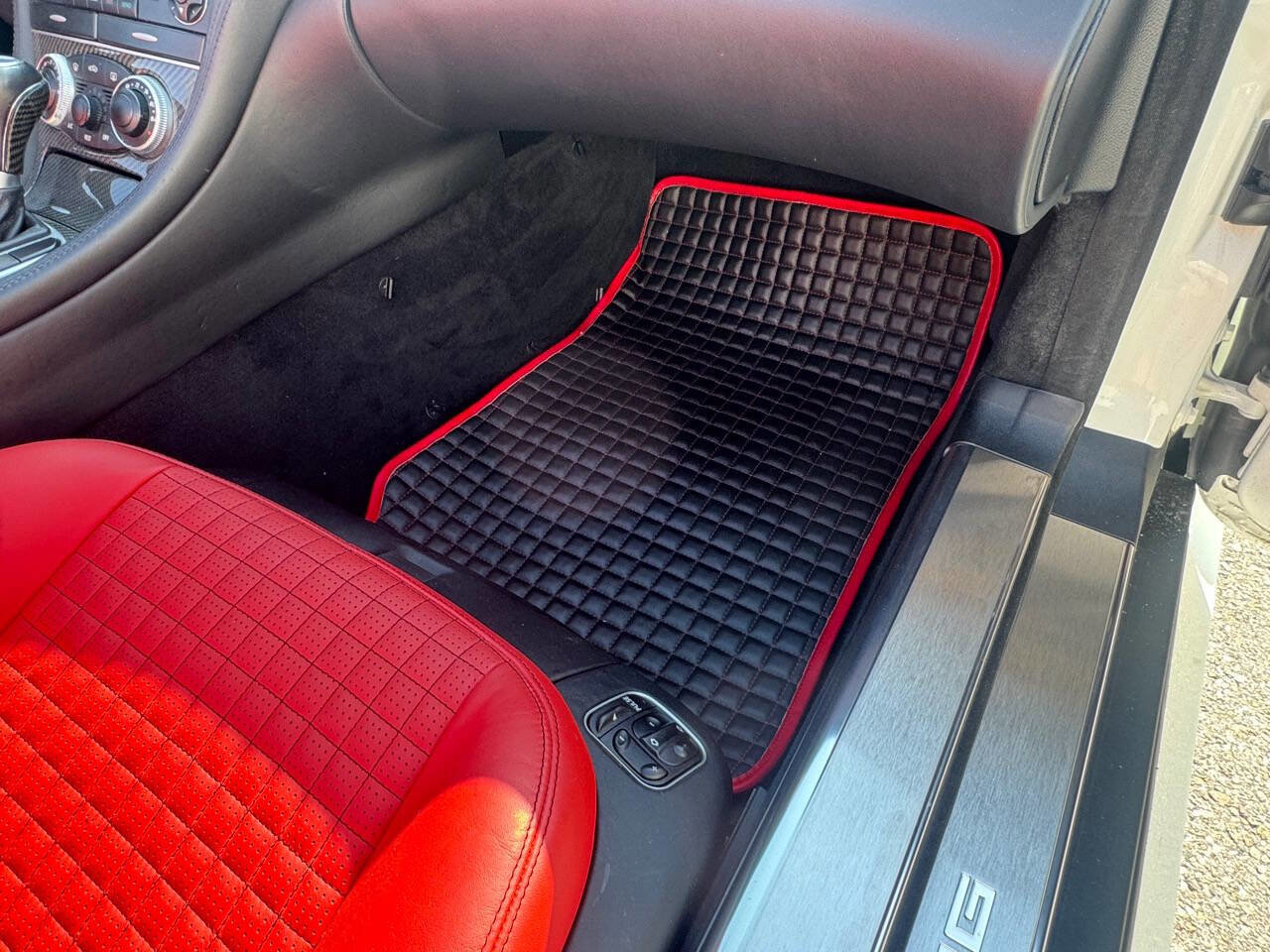 Used 2008 Mercedes-Benz SL 600 image 42