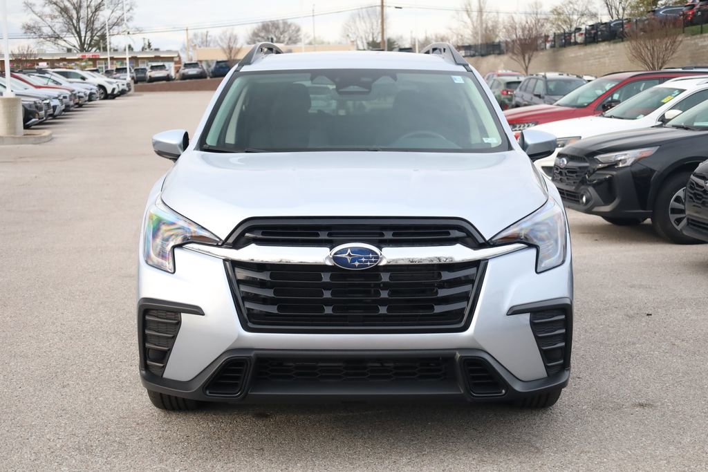 Certified 2025 Subaru Ascent Premium image 4