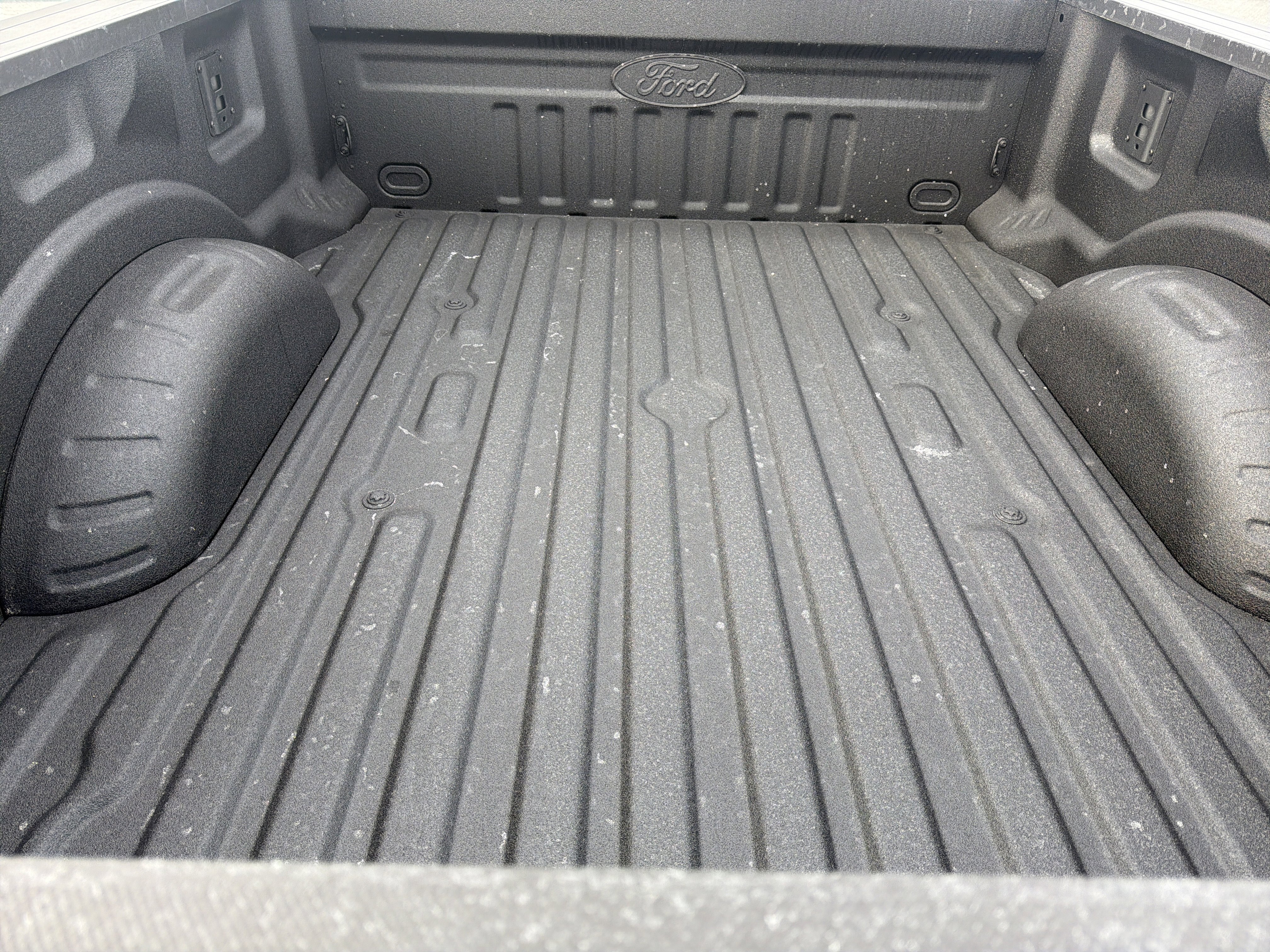 New 2026 Ford F350 Lariat w/ Black Appearance Package image 5