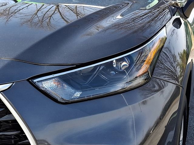 Used 2023 Toyota Highlander LE image 9