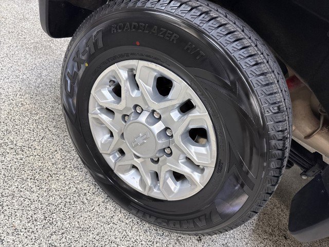 Used 2024 Chevrolet Silverado 2500 LT image 75