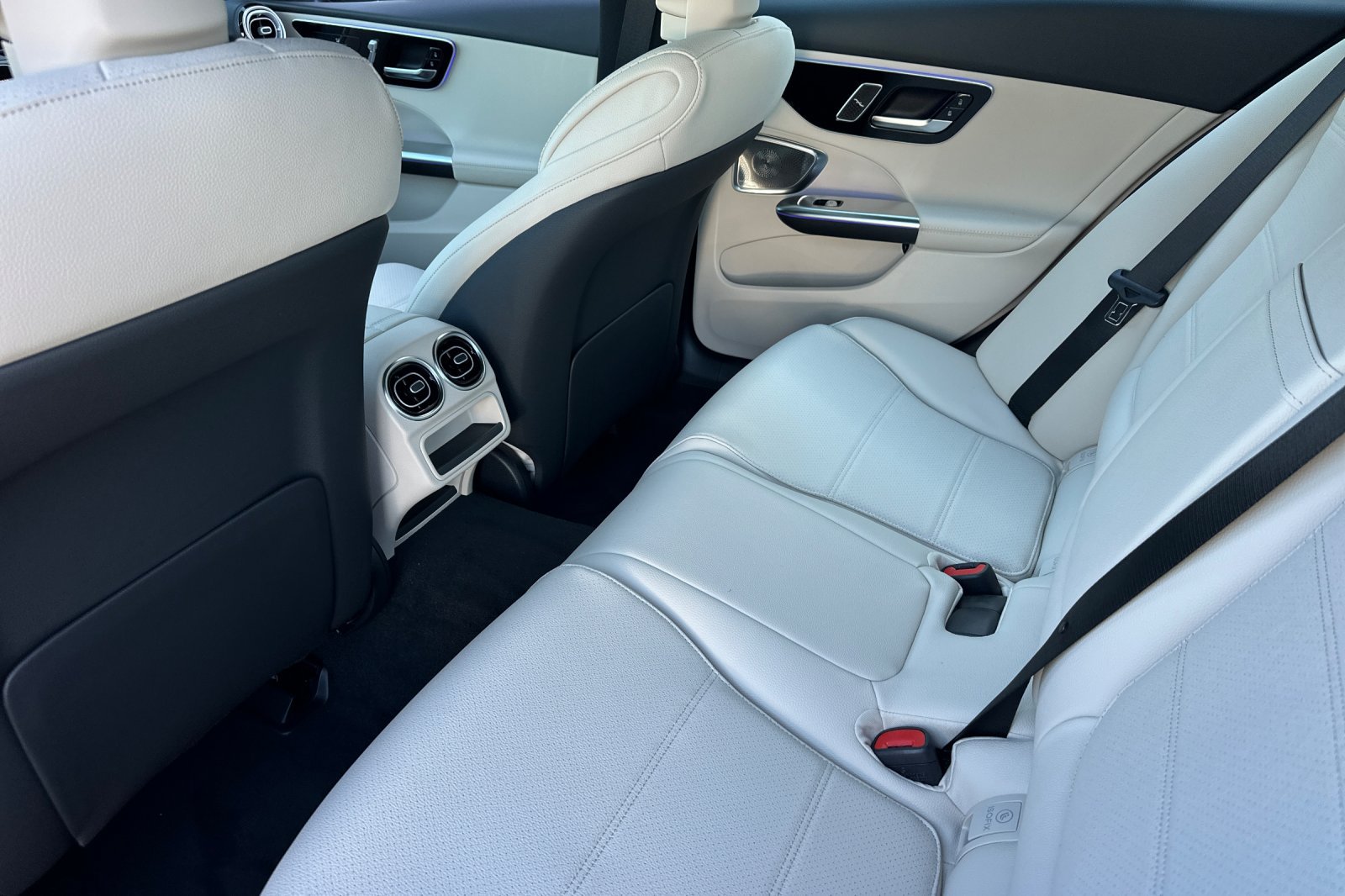 New 2026 Mercedes-Benz C 300 Sedan image 12