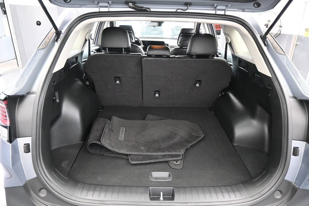 Used 2023 Kia Sportage EX FWD image 42