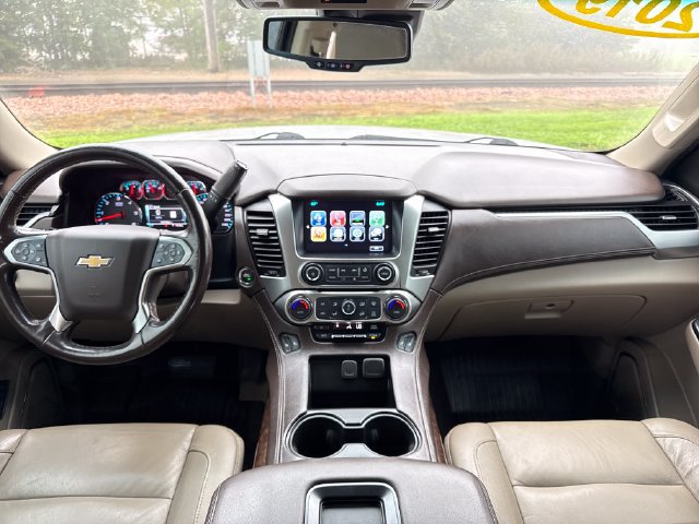 Used 2019 Chevrolet Suburban LT AWD/4WD image 12