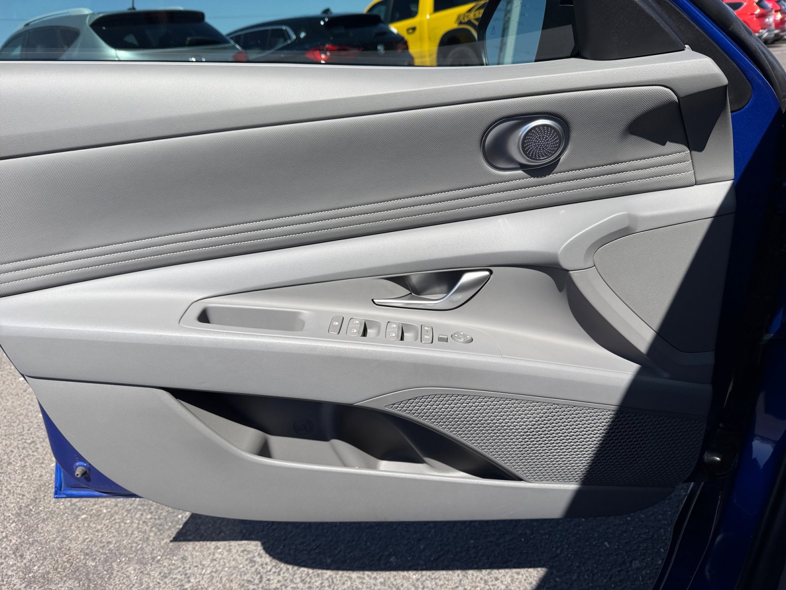 Certified 2025 Hyundai Elantra Sport FWD image 13