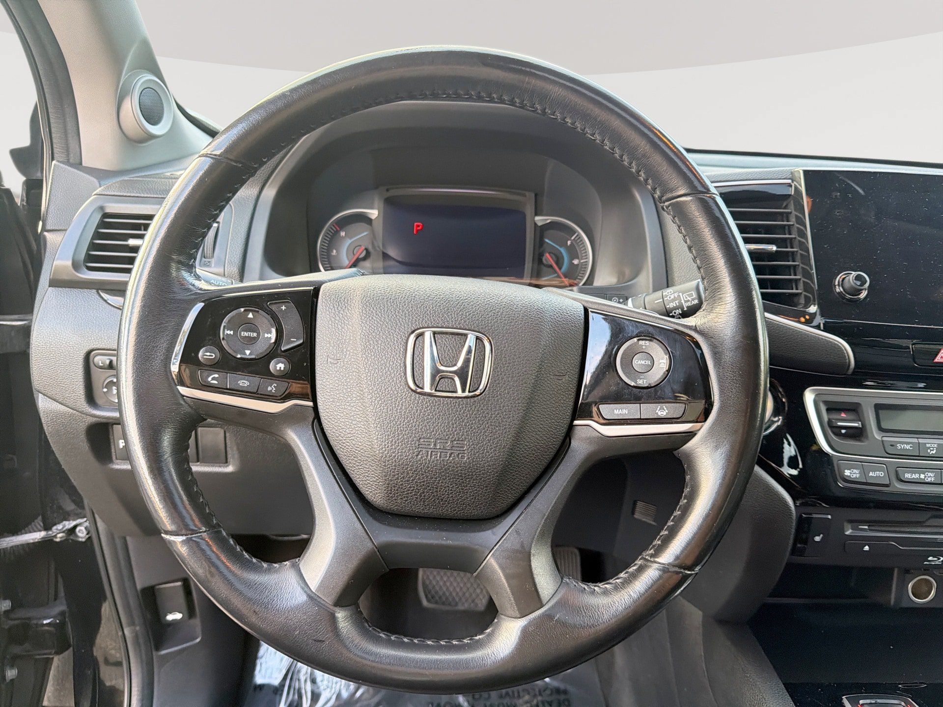 Used 2019 Honda Pilot Touring image 11
