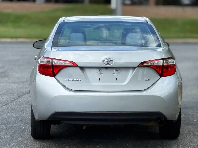 Used 2015 Toyota Corolla LE FWD image 5