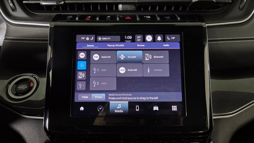 Used 2023 Jeep Grand Cherokee Altitude image 24