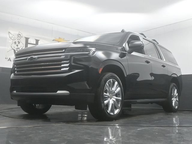 Used 2021 Chevrolet Suburban High Country AWD/4WD image 4