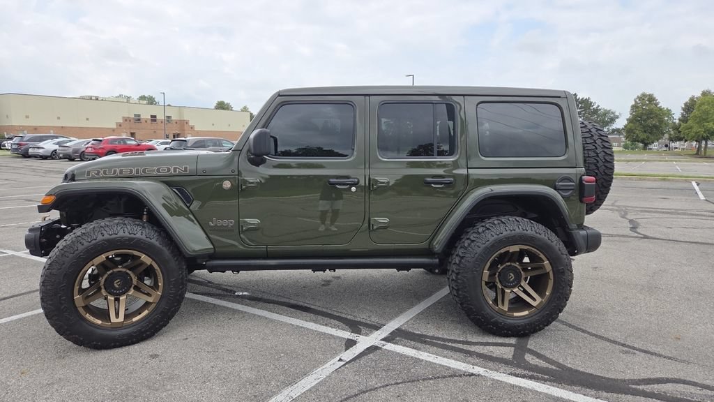 Used 2022 Jeep Wrangler Unlimited Rubicon w/ Trailer Tow Package AWD/4WD image 5