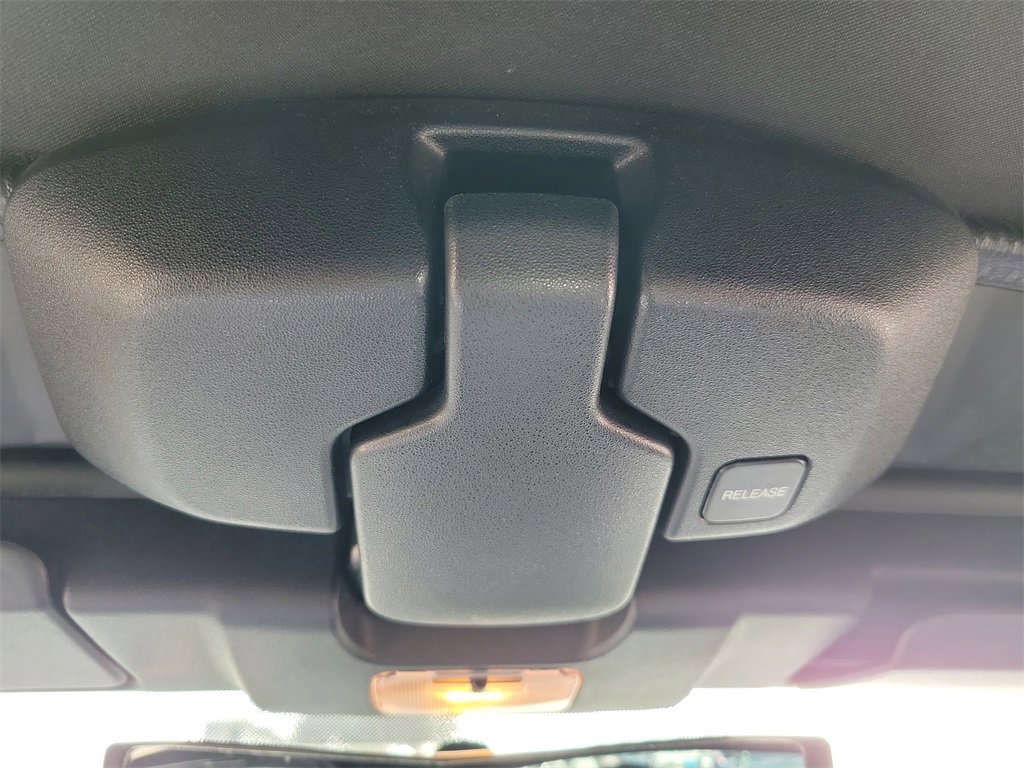 Used 2013 MAZDA MX-5 Miata Club image 30