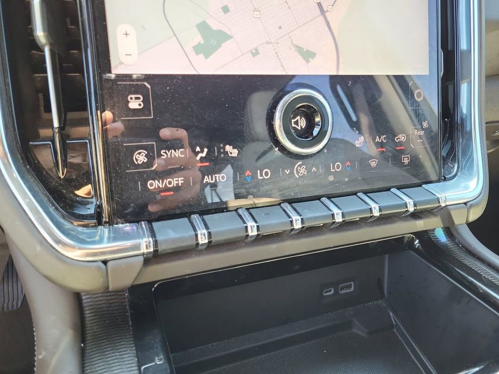 Used 2025 GMC Yukon XL Elevation w/ LPO, Elevation Black Package image 16