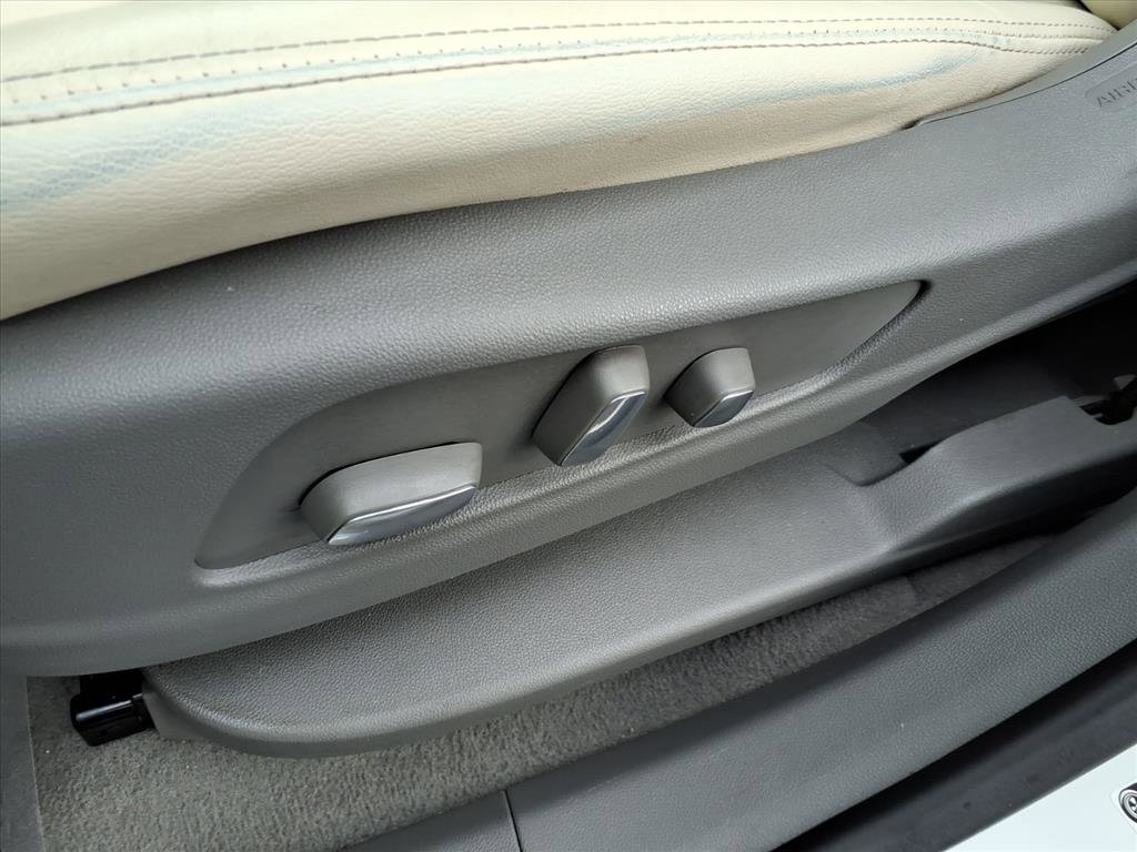 Certified 2022 Cadillac XT5 Premium Luxury image 22