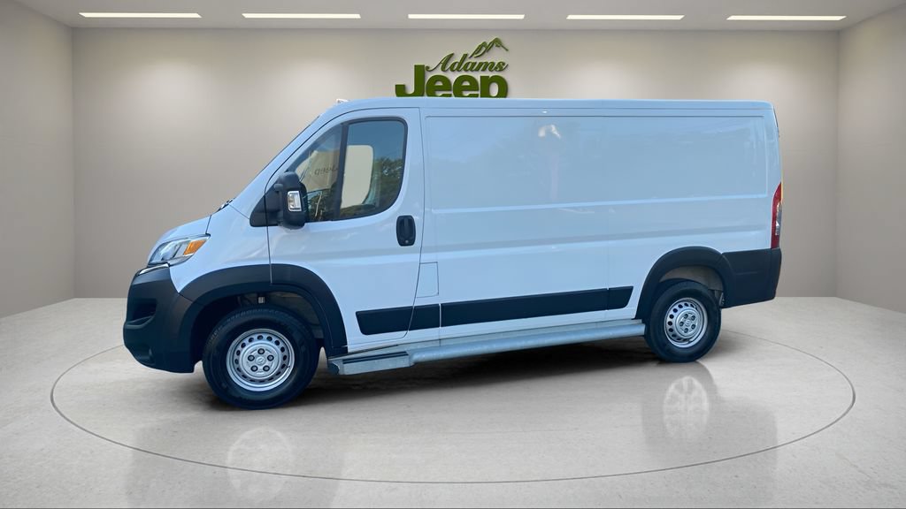 Used 2025 RAM ProMaster 2500 w/ U-Haul Equipment Group FWD image 3