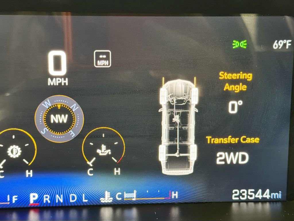 Used 2024 Chevrolet Colorado Trail Boss w/ Safety Package image 13