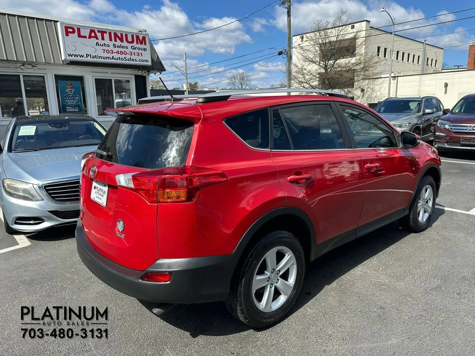 Used 2014 Toyota RAV4 XLE image 4