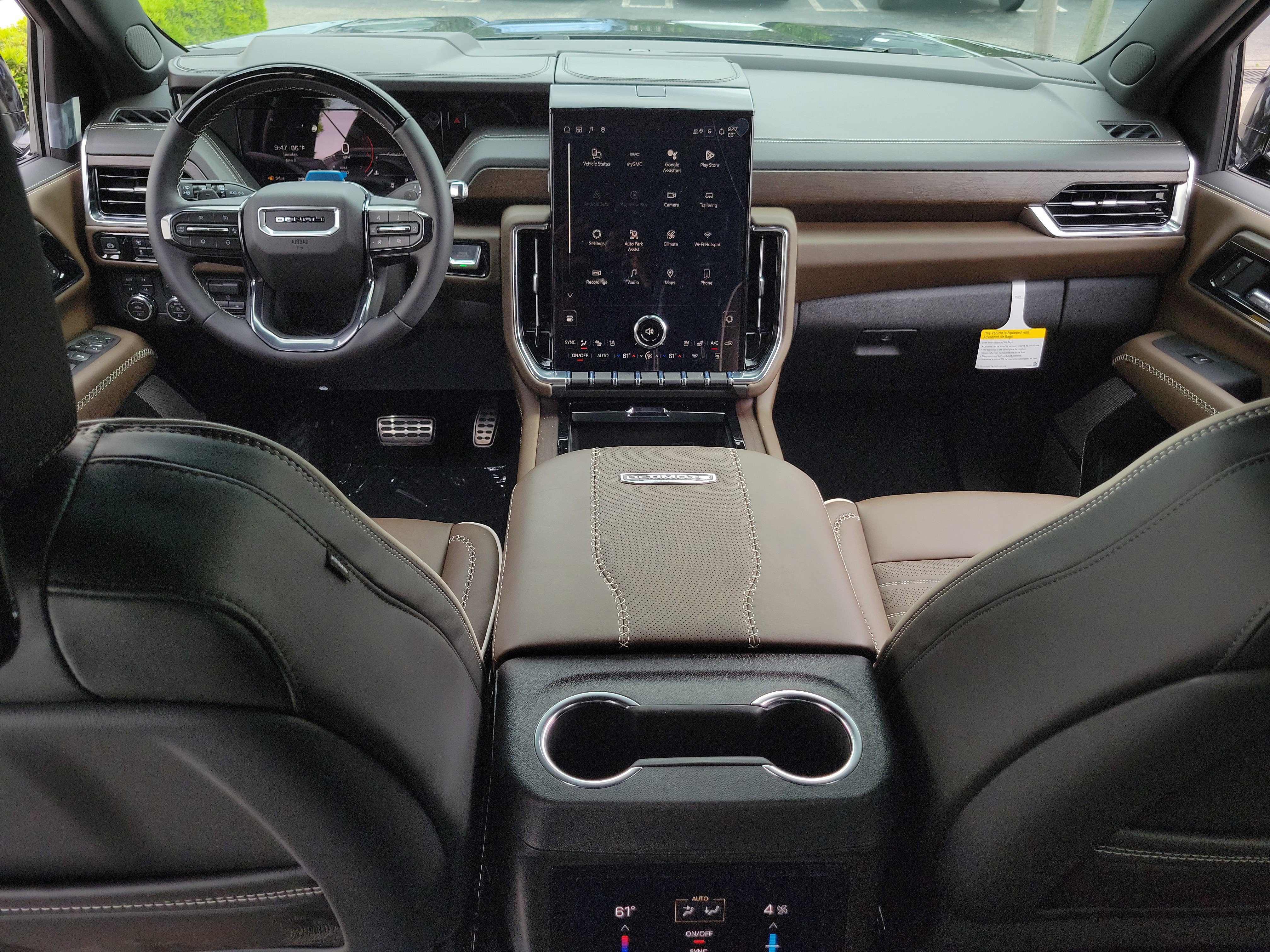 New 2026 GMC Yukon XL Denali Ultimate AWD/4WD image 17