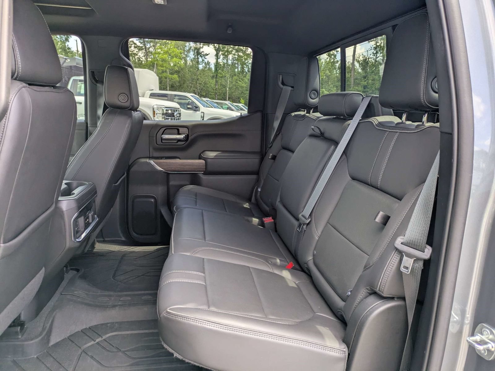 Used 2021 Chevrolet Silverado 1500 High Country AWD/4WD image 7
