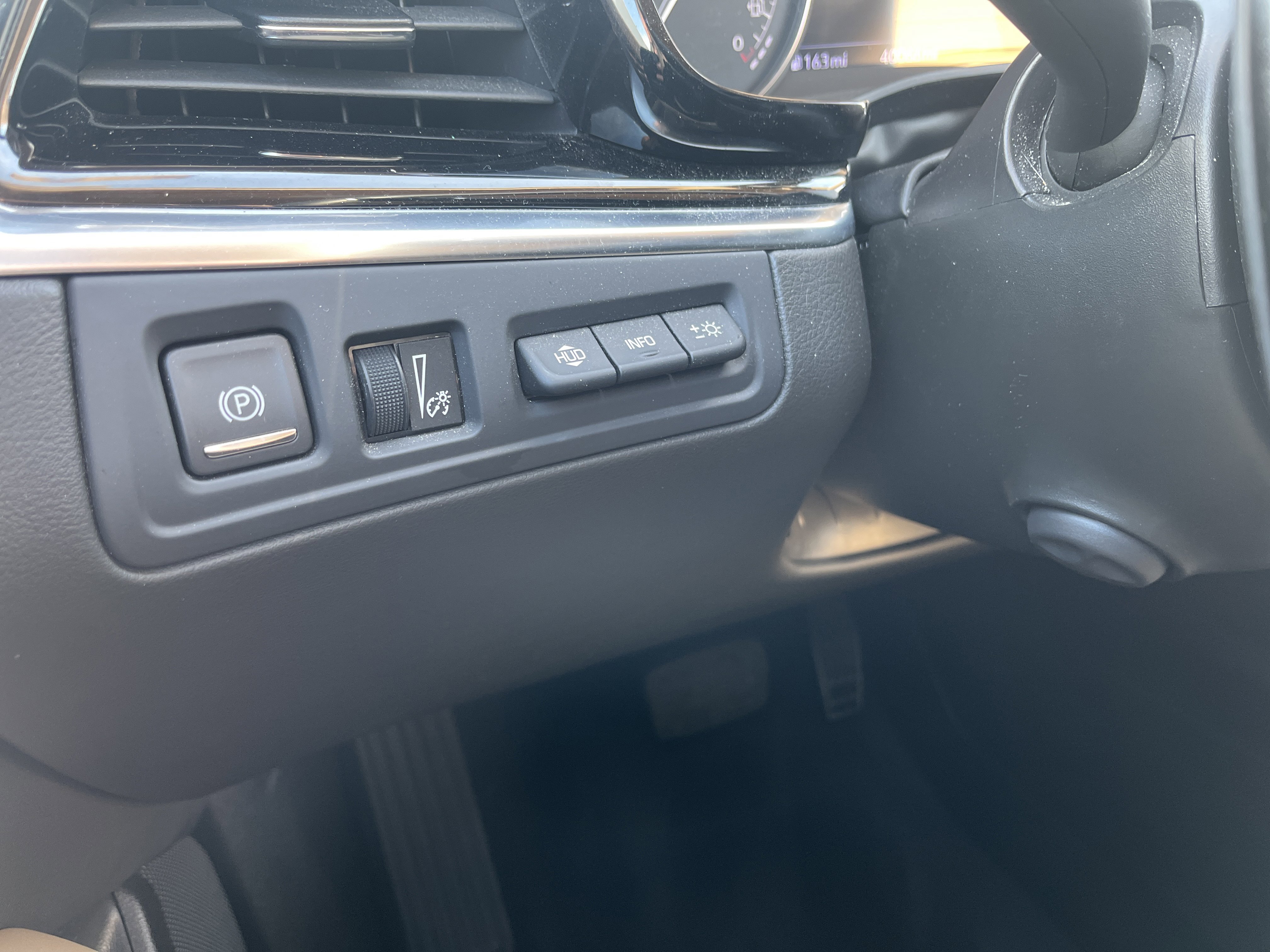 Used 2024 Cadillac XT6 Premium Luxury w/ Platinum Package image 28