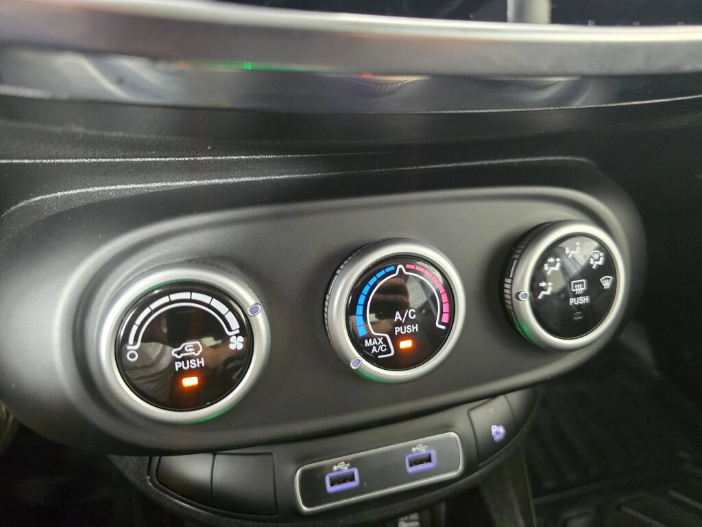 Used 2020 FIAT 500X Pop AWD/4WD image 32