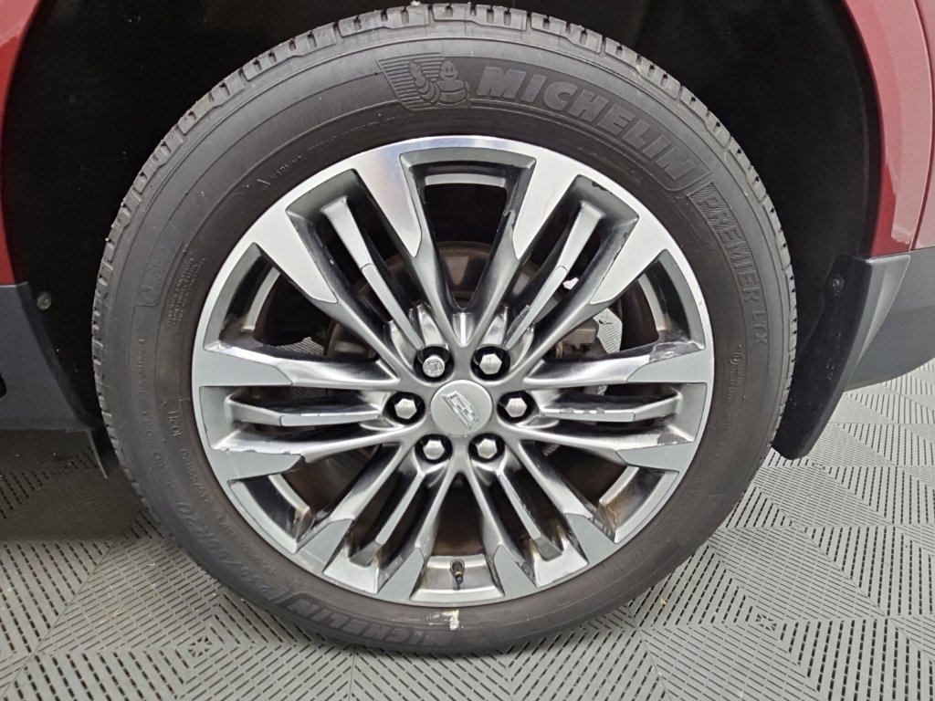 Used 2017 Cadillac XT5 Premium Luxury FWD image 44