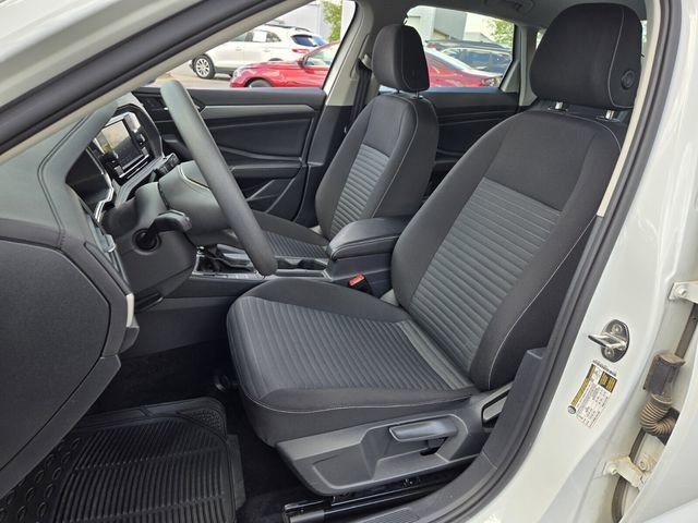 Used 2022 Volkswagen Jetta S FWD image 8