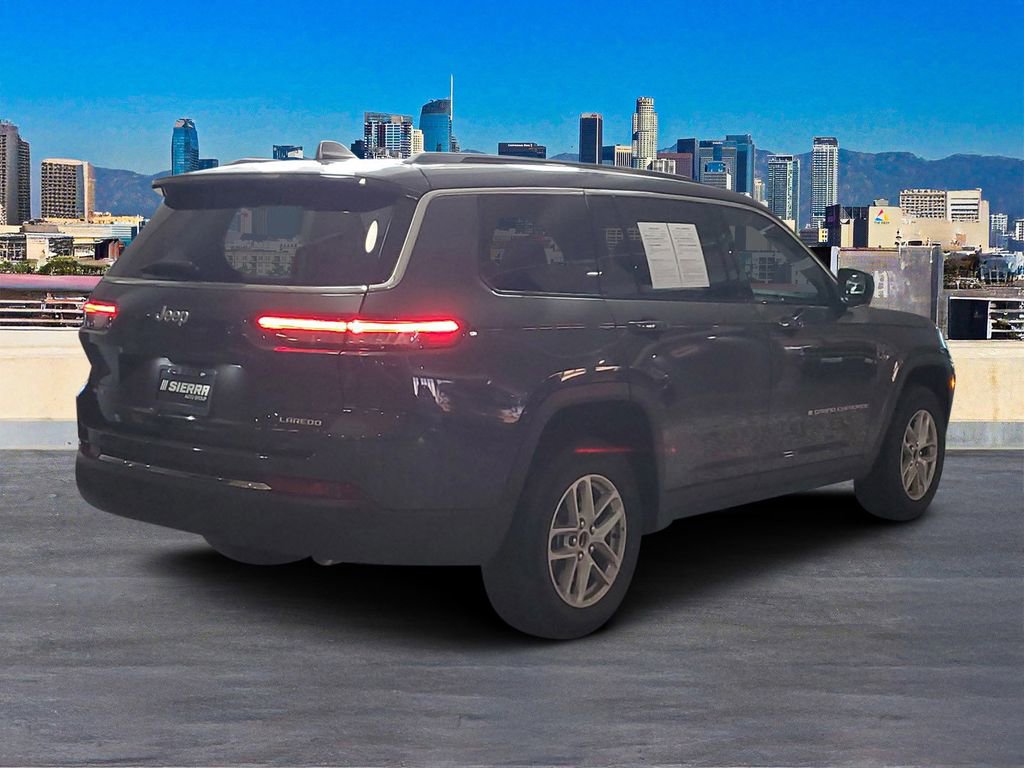Used 2024 Jeep Grand Cherokee L Laredo w/ Luxury Tech Group I AWD/4WD image 4