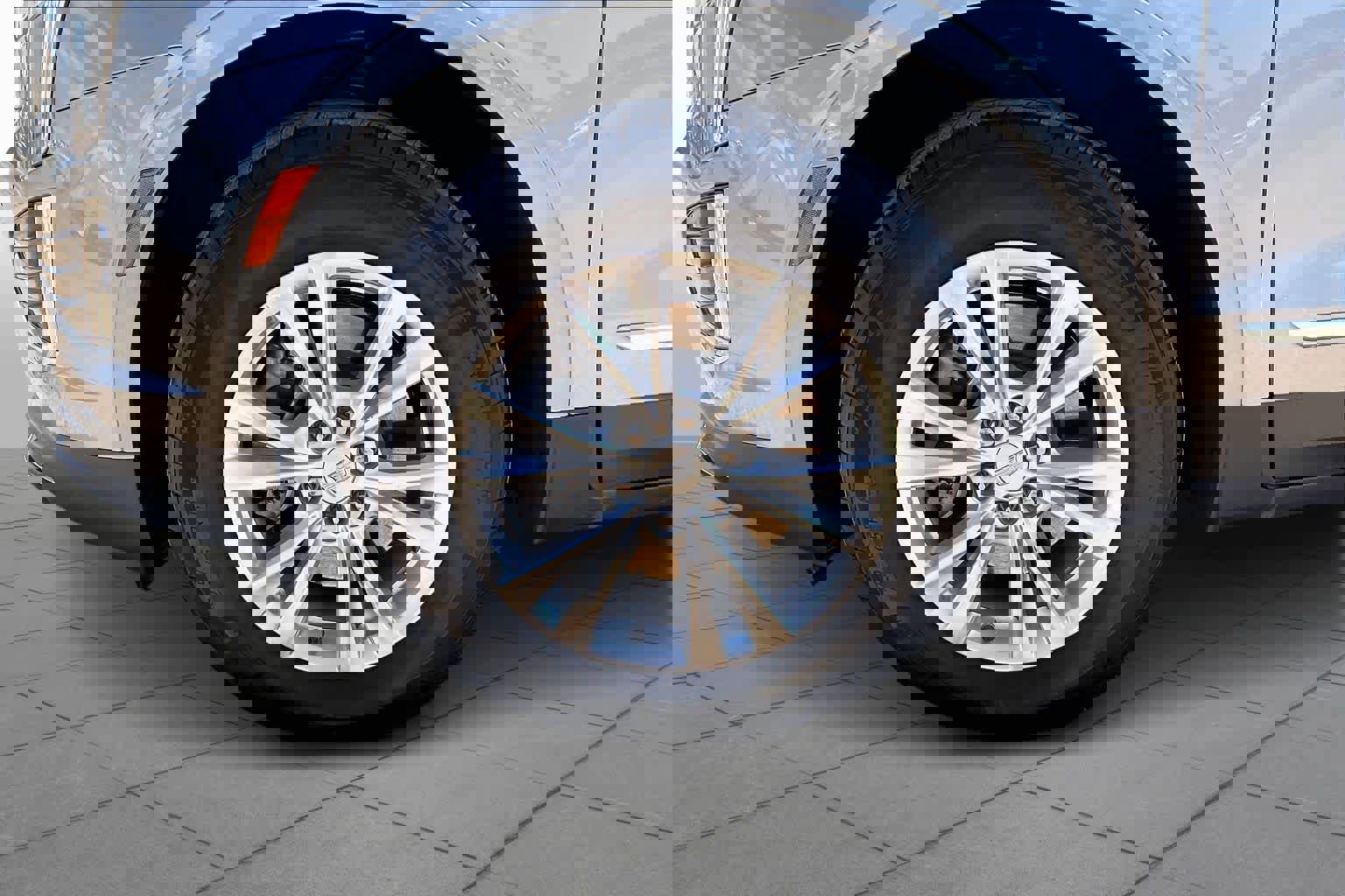 Used 2024 Cadillac XT5 Luxury image 10