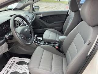 Used 2017 Kia Forte LX FWD image 15