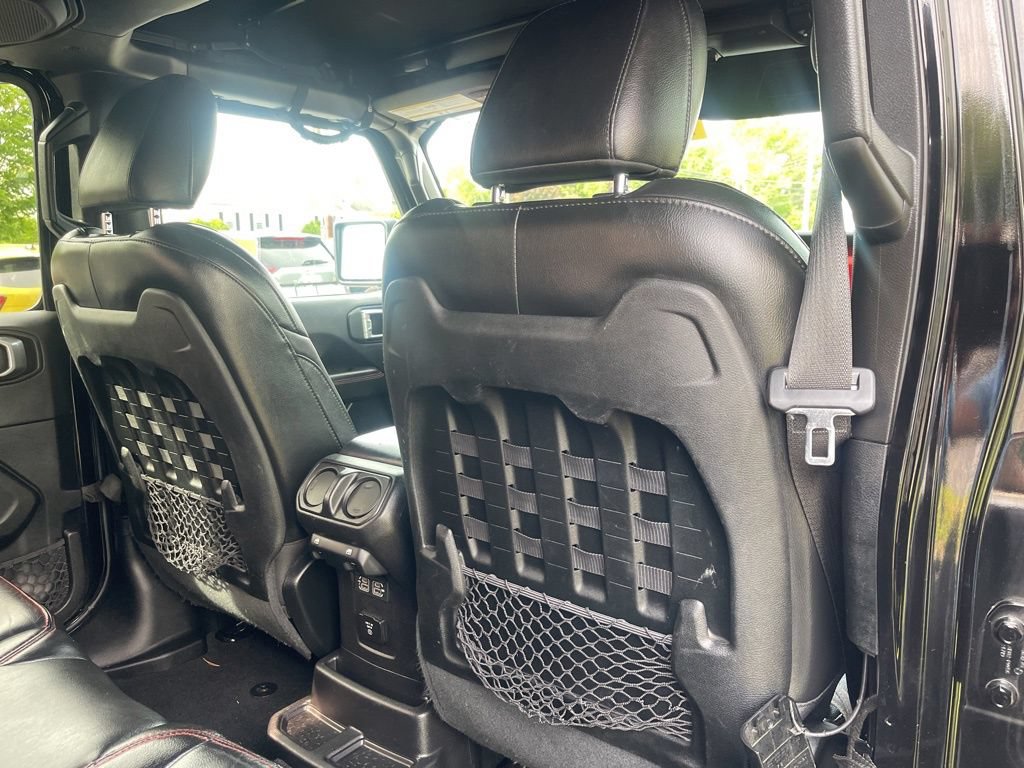 Used 2020 Jeep Wrangler Unlimited Rubicon w/ Dual Top Group AWD/4WD image 21