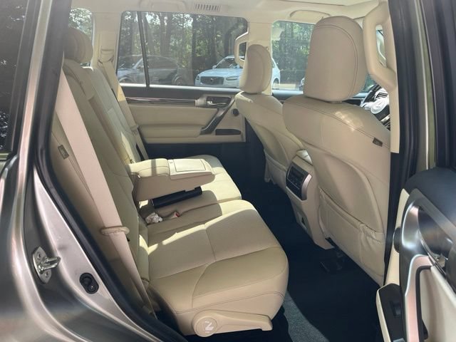 Used 2023 Lexus GX 460 Premium w/ Premium Plus Package AWD/4WD image 13