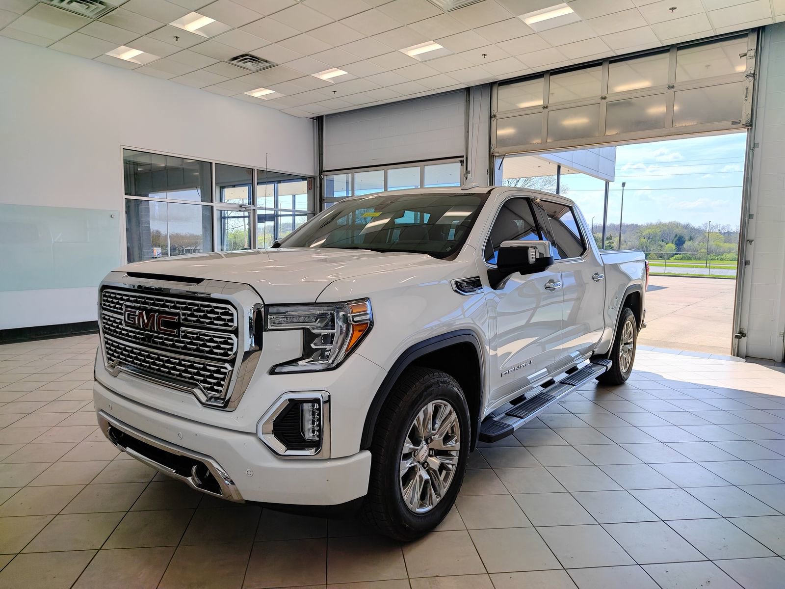 Used 2020 GMC Sierra 1500 Denali w/ Technology Package image 7