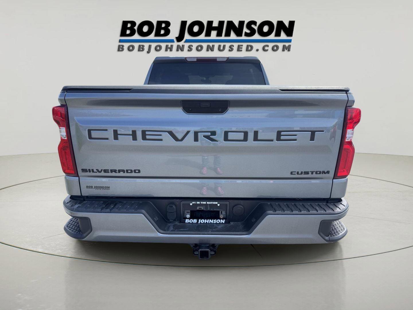 Used 2020 Chevrolet Silverado 1500 Custom w/ Custom Value Package AWD/4WD image 4