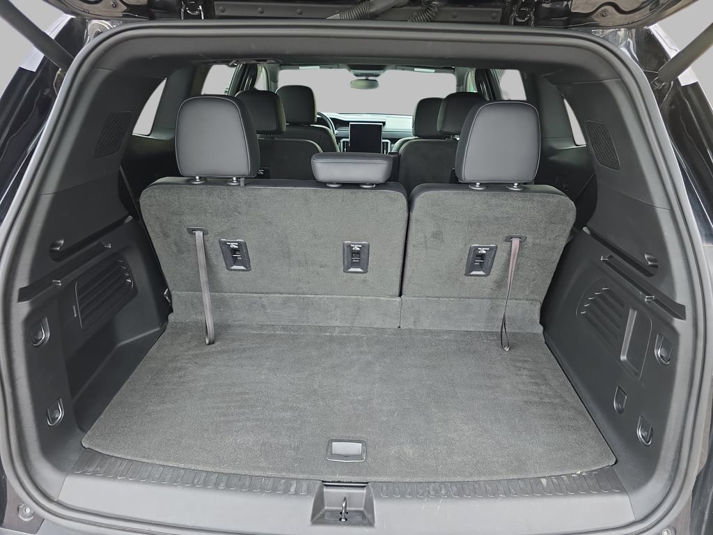 Certified 2024 GMC Acadia Elevation w/ LPO, Floor Liner Package FWD image 13