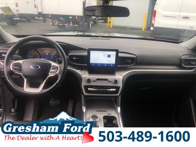 Used 2024 Ford Explorer XLT w/ Equipment Group 202A AWD/4WD image 19