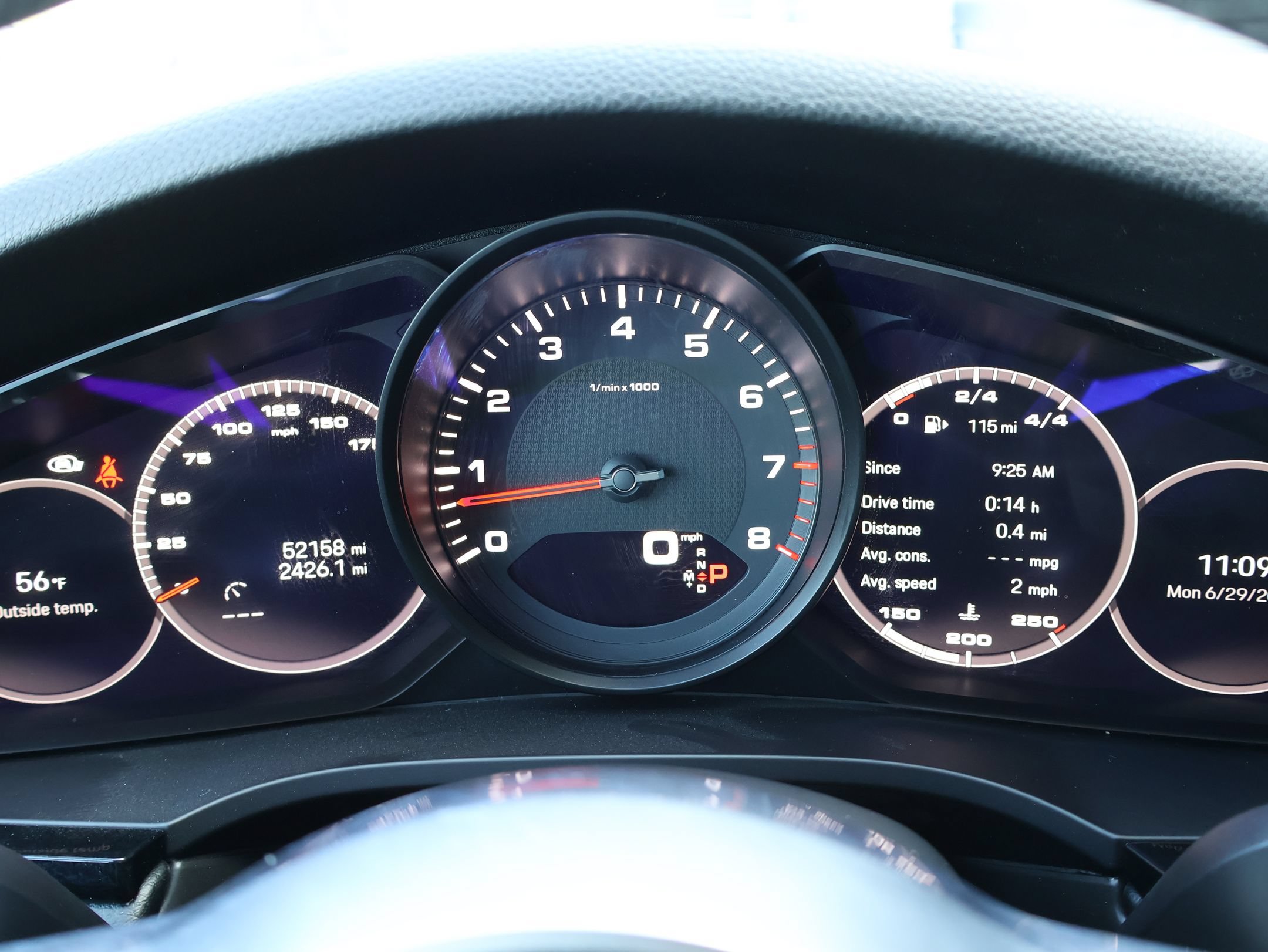Used 2022 Porsche Cayenne AWD/4WD image 16