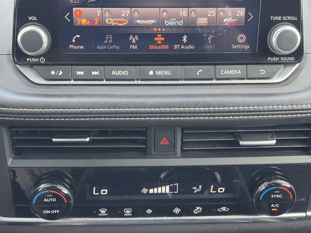 Certified 2023 Nissan Rogue SV image 14