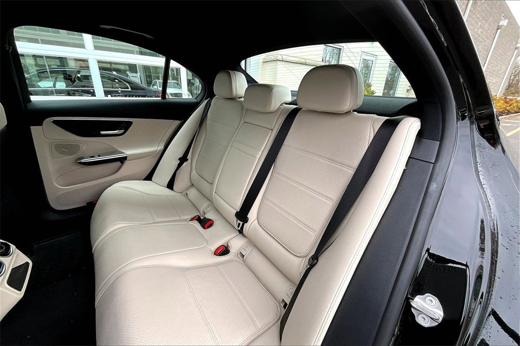 Used 2023 Mercedes-Benz C 300 4MATIC Sedan image 28