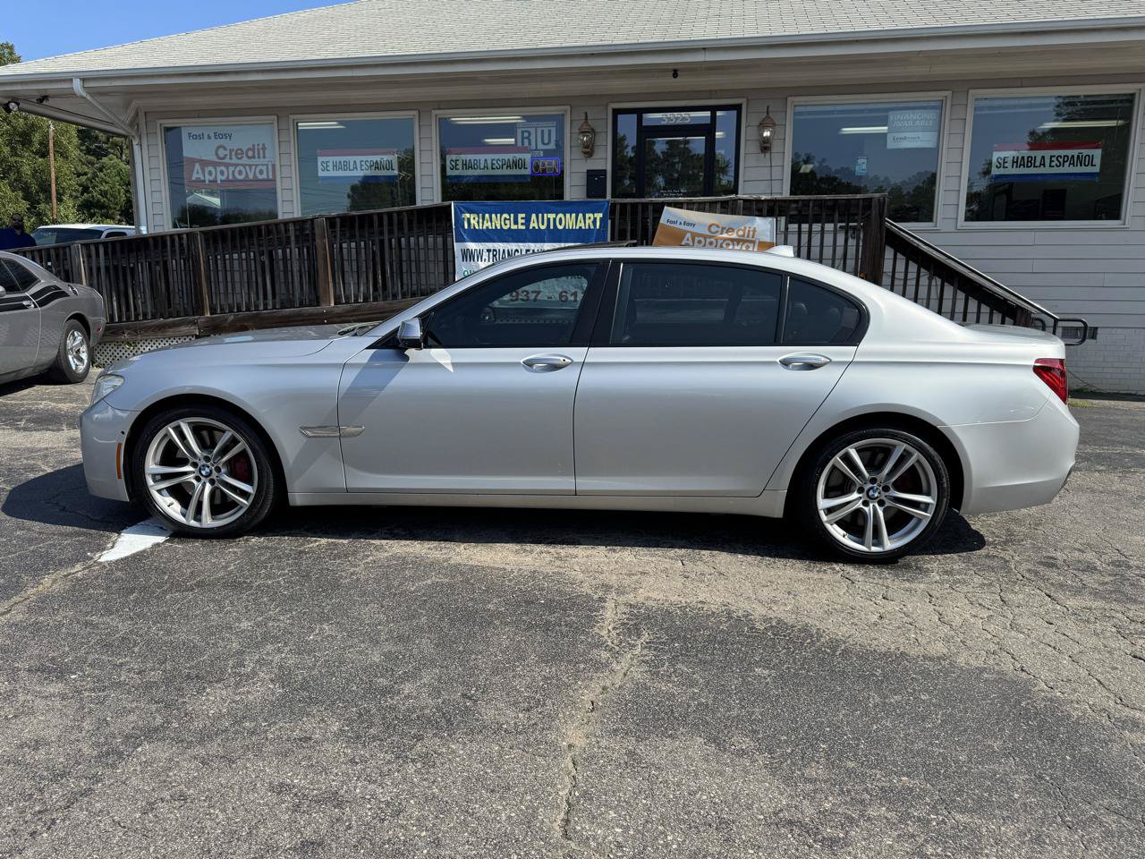 Used 2015 BMW 750Li RWD image 7