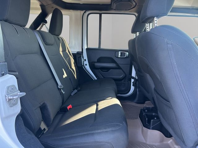 Used 2019 Jeep Wrangler Unlimited Sahara w/ Uconnect 4C Nav & Sound Group image 41
