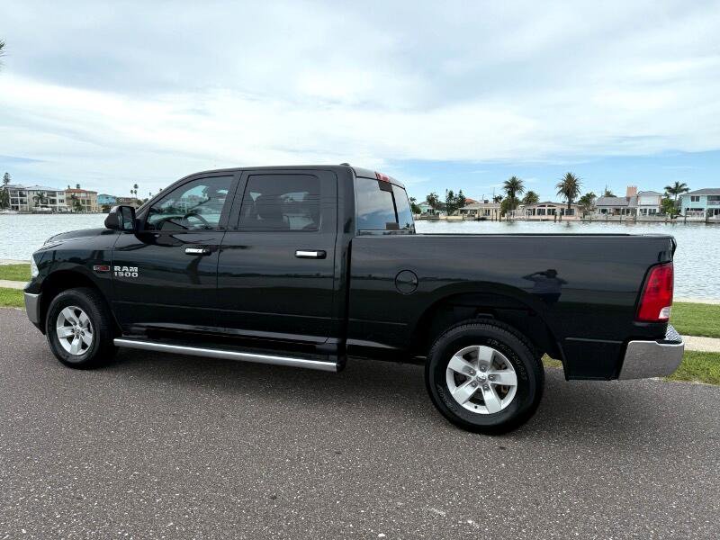 Used 2018 RAM 1500 Classic SLT image 7