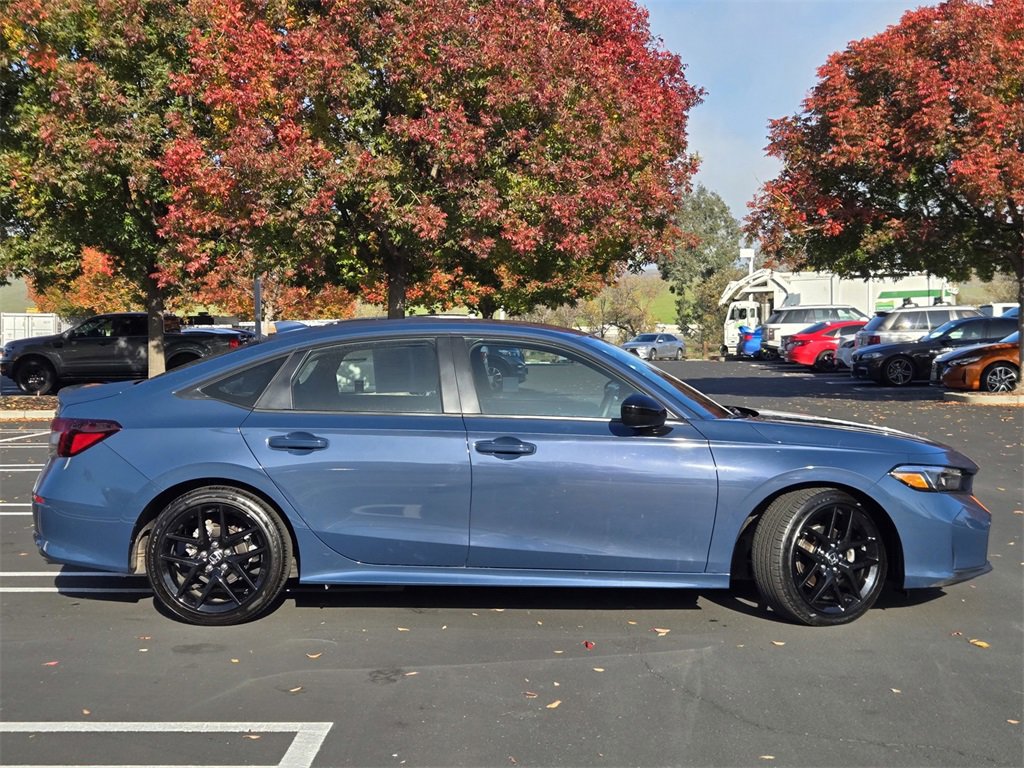 Used 2025 Honda Civic Sport image 3
