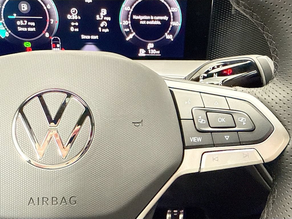 New 2026 Volkswagen Tiguan SE R-Line FWD image 12
