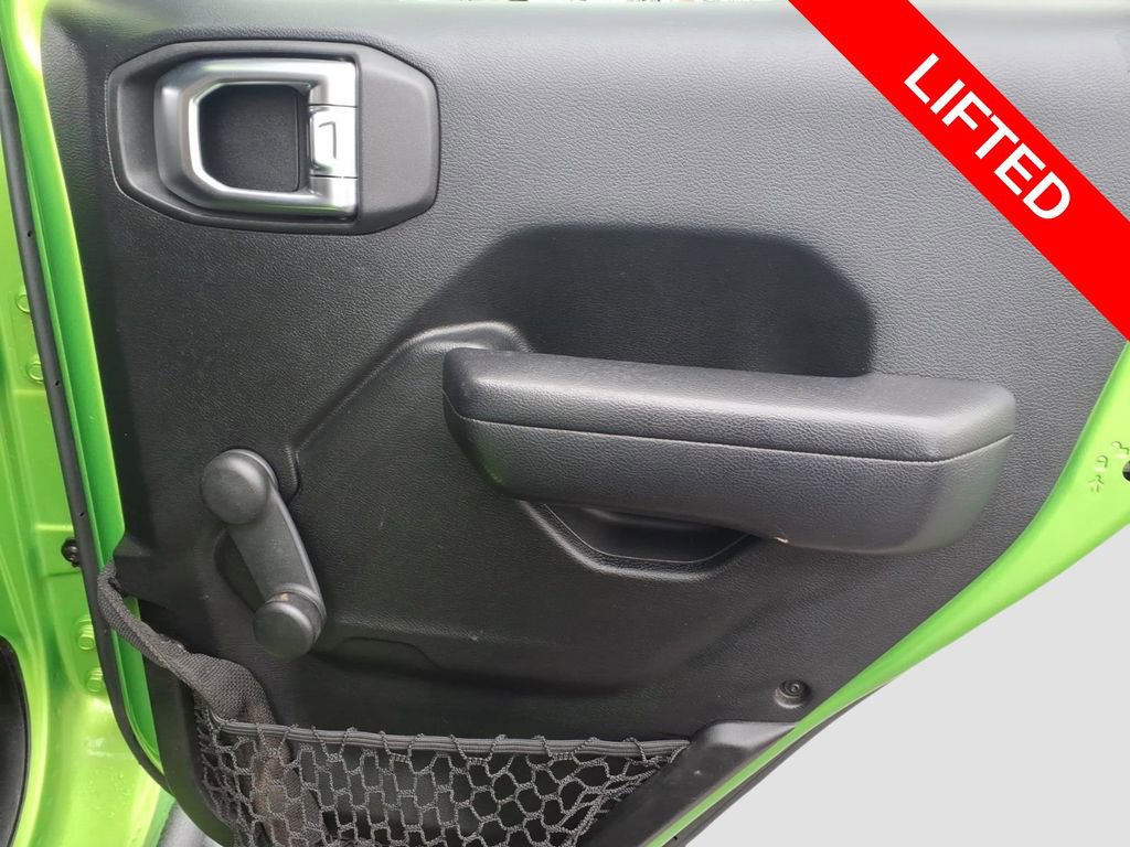 Used 2018 Jeep Wrangler Unlimited Sport image 12