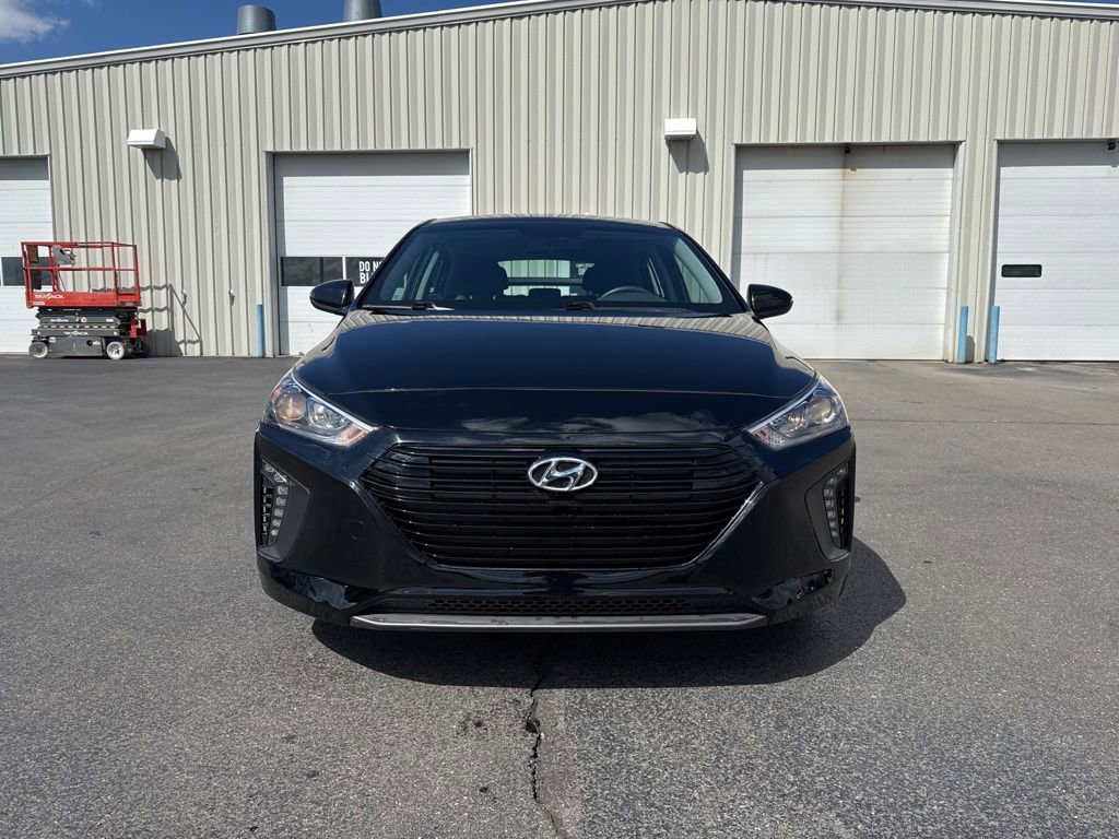 Used 2018 Hyundai Ioniq SEL image 2