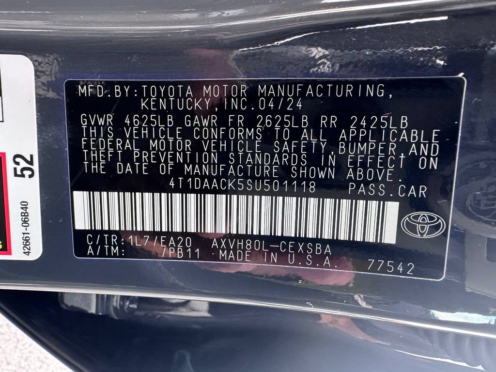 Used 2025 Toyota Camry SE w/ Convenience Package FWD image 38