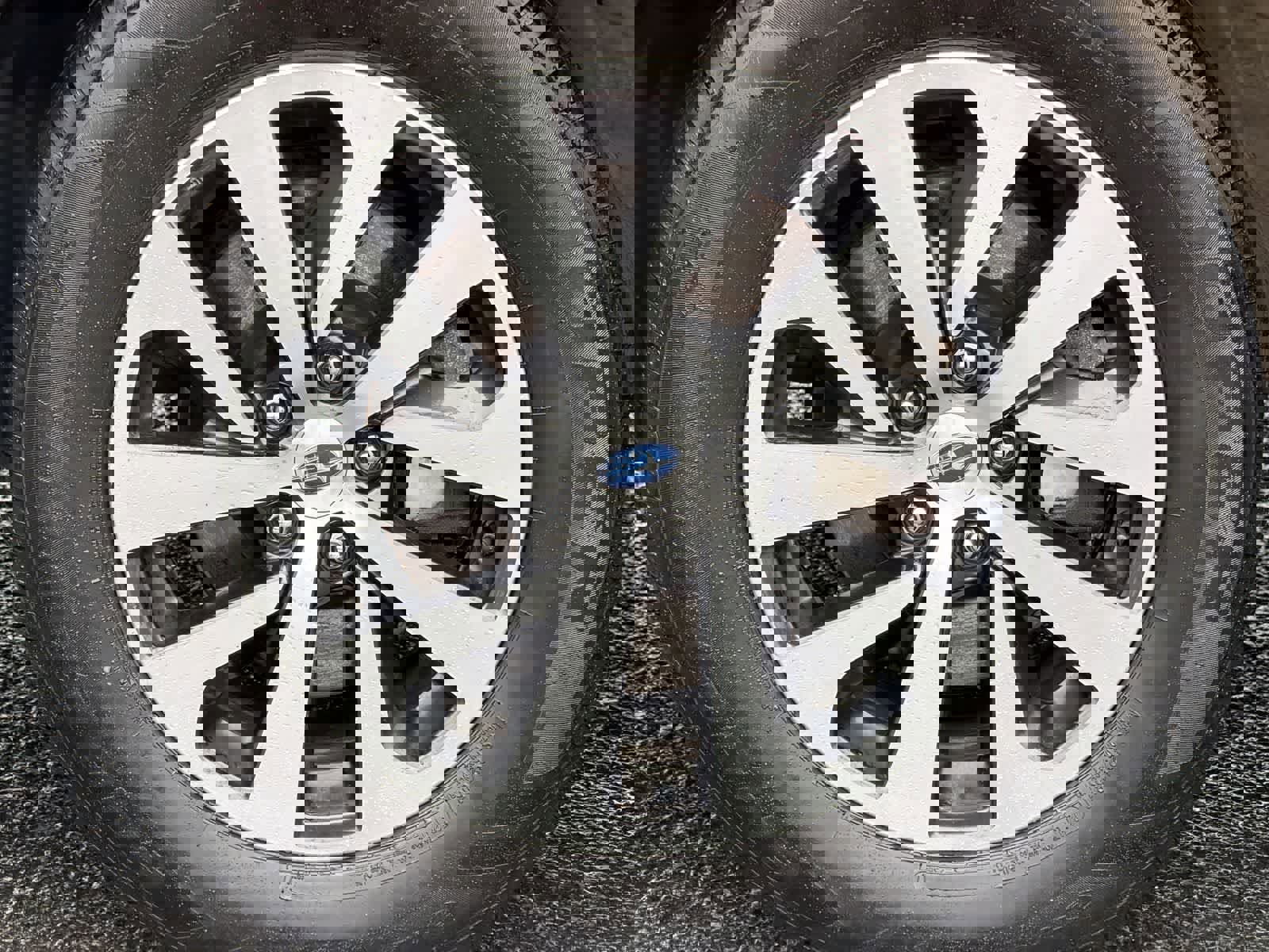 Used 2021 Subaru Outback Premium image 14